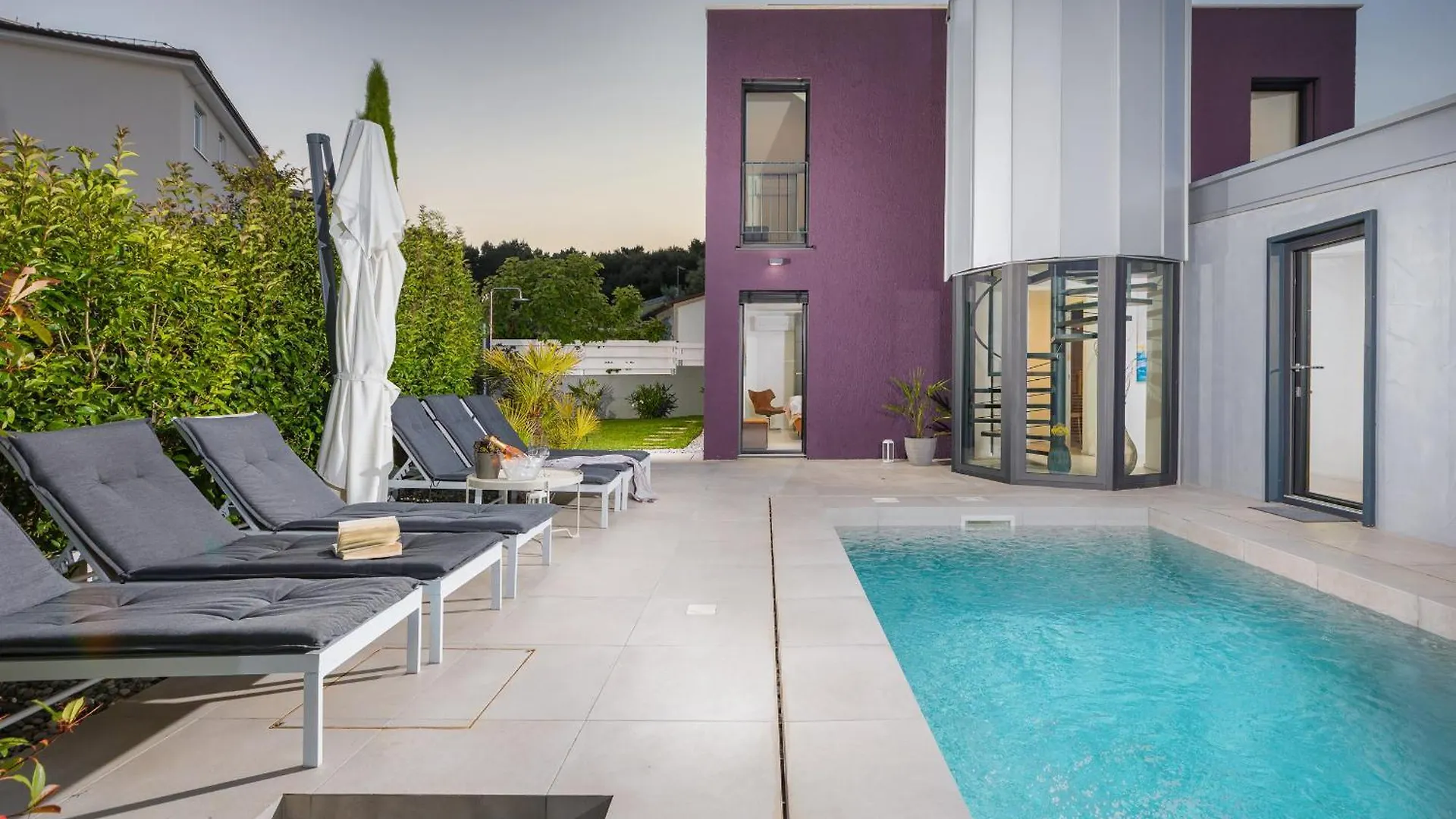 Villa Aselva with Pool near Kamenjak Nature Park Premantura